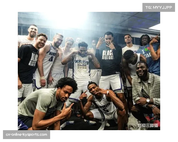 马刺老鹰背靠背对决 福克斯与约翰逊后场较量